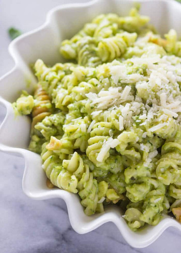 avocado pasta 13 of 15.jpg