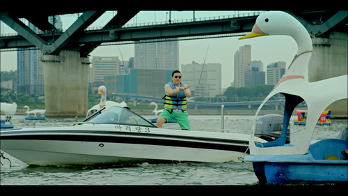 K Everything S01E01 K Pop 1080p AMZN WEB DL DDP2 0 H 264 RAWR.mkv 20260613 131331.975.jpg