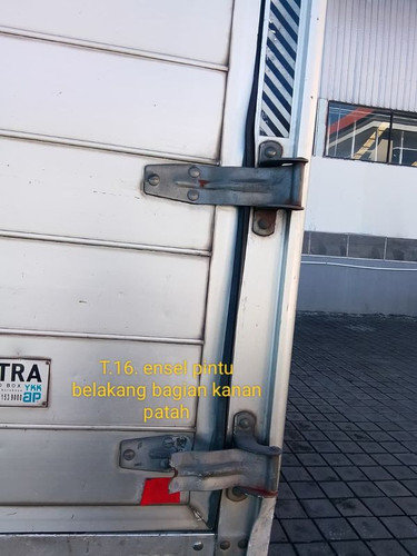 528376b43b20.jpg