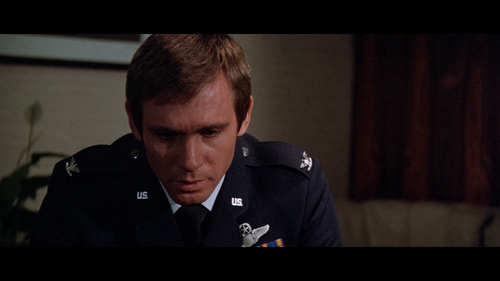 729701063 lifeforce disc 1 international 01.png