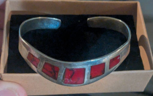 c56037960747.jpg