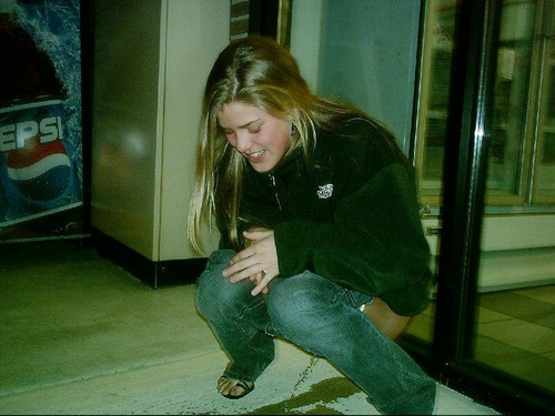 9325264 drunk pissers 51 880x660.jpg