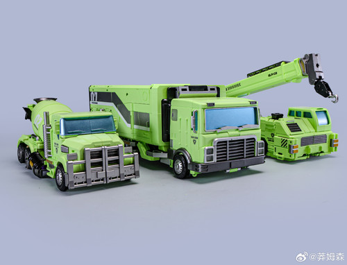 Mecha Invasion Giant Legion G1 Devastator Upgrade Kit 14.jpg