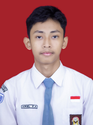 ARIEL FARHAT A.jpg