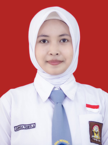 QUINNSA TSABITA S.jpg