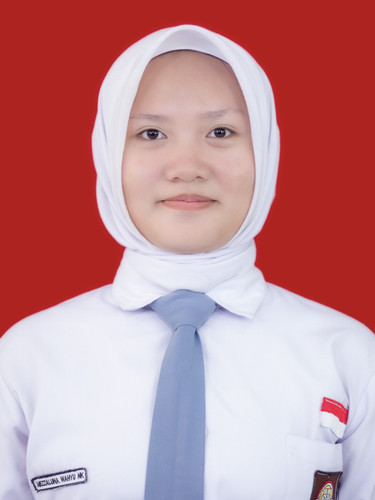 MEZZALUNA WAHYU N.jpg