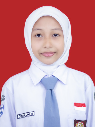 DINDA DWI U.jpg