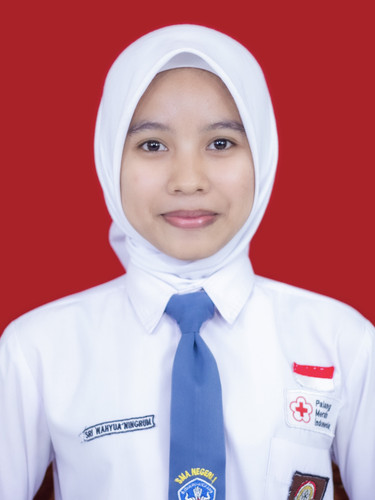 SRI WAHYUA NINGRUM.jpg