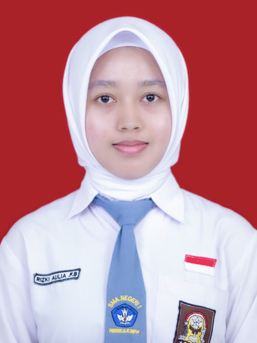 RIZKI AULIA F.jpg