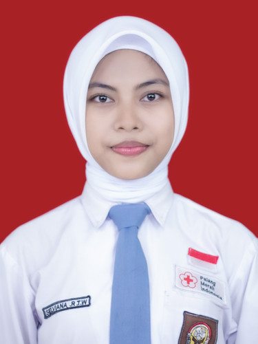 SELVIANA RIZKI T.jpg