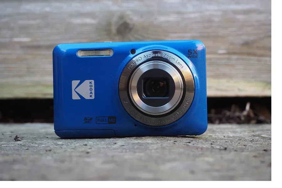 Kodak Pixpro FZ55 front