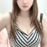 ella gif.gif