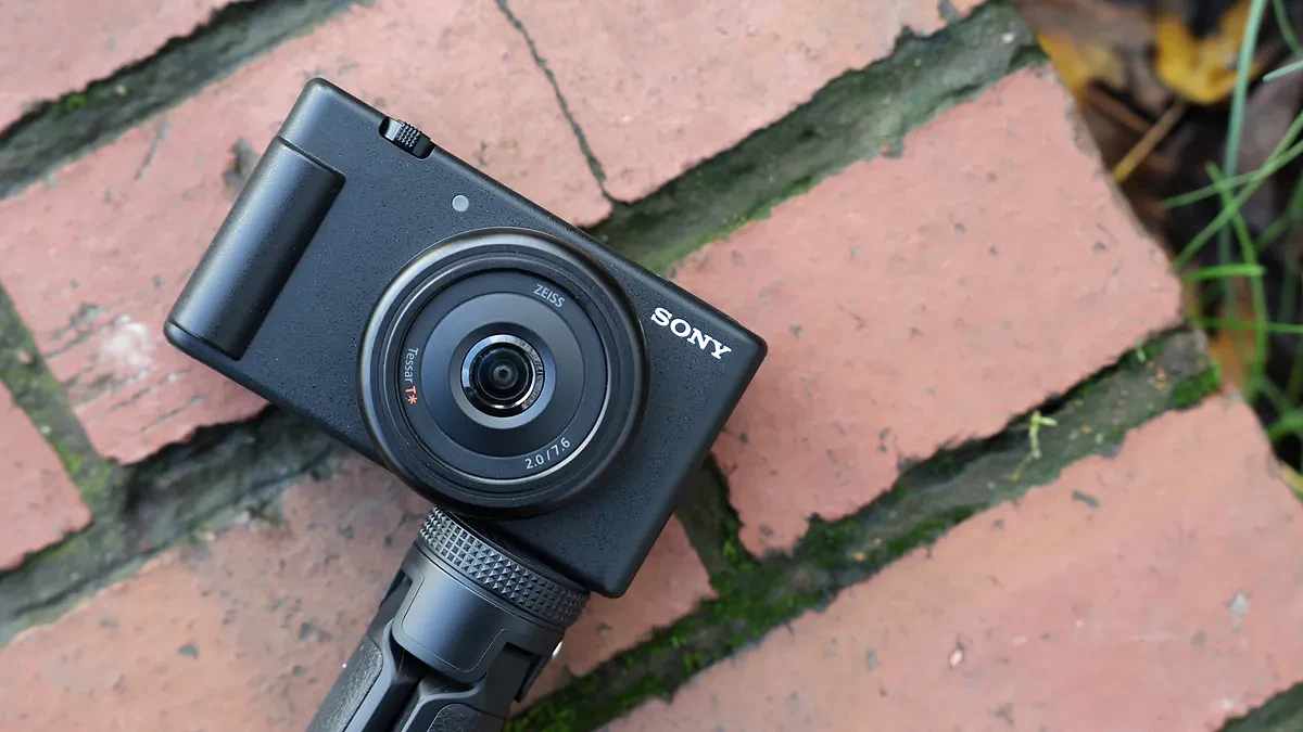 Sony ZV-1F close up of front of the camera