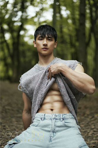 GUAN Vol.01 (16).png