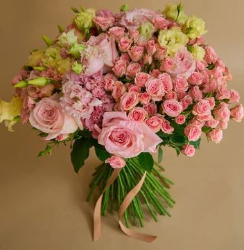 Order Online with Trusted Dubai Bouquet Delivery Services.jpg
