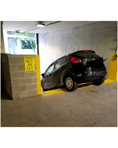 car parking fails 00 6a50b764c349f 700 bordered.jpg