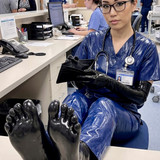 #Rubberfetishnurse #latexnurse #doctor #janinewellnhammerlatexdoctor