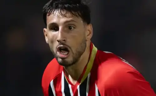 O CAMISA 9 FICA? São Paulo define tempo de contrato e prepara renovação com atacante
