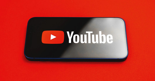 YouTube Downloader App - Download Video From YouTube | VidMate.jpg