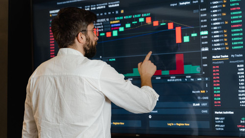 Straddleco Driving Wealth Creation Through Smart Investments.jpg