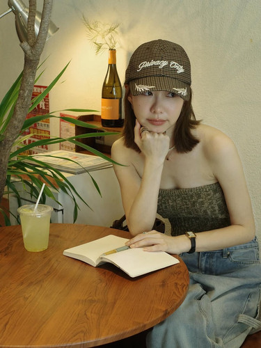 toeyjarinporn e4f2ee019dd64da0842acb9258f72861.jpg