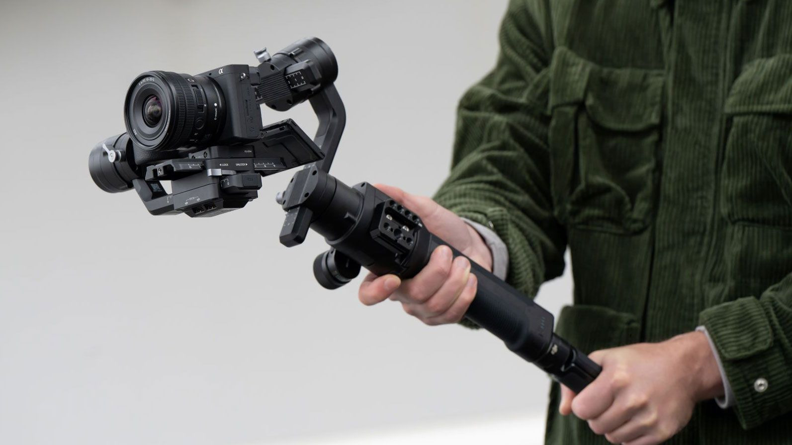 Top Lens Sony Quay Video, Vlogging & Làm Phim 2026: Lựa chọn tốt nhất!