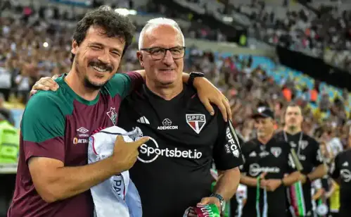 DISPUTA COM RIVAL! São Paulo e Corinthians brigam por contratação de atacante 