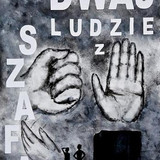33 dwaj ludzie z szafa