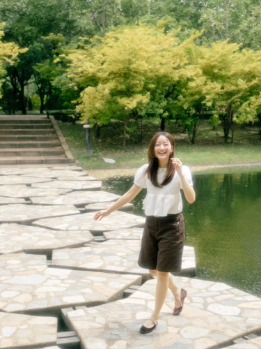 bec99fd4ec45facf14656fbe551d0340.jpg