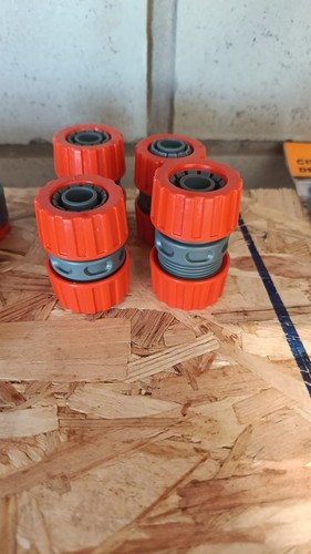 111 Adaptador a rosca para canilla 12' Tramontin C 4 2.jpg