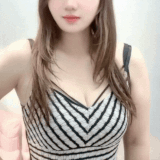 ella gif.gif