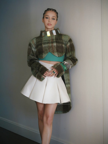 Infiniti, Chase (Louis Vuitton 2027 Cruise Collection Show01).jpg