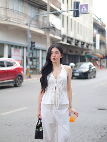 lylylylyly 5cb709cc5a21412ab31d0f380fe02df5.jpg