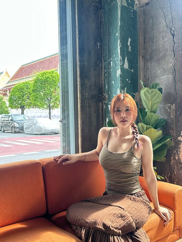 b143060f4986425588cb1dd511afc449.jpg