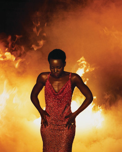 Nyong'o, Lupita (Elle magazine011).jpg