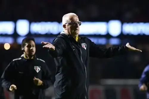 Dorival analisa queda de desempenho do São Paulo e revela que "instinto de proteção" foi um obstáculo