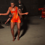 Nyong'o, Lupita (Elle magazine GIF01).gif