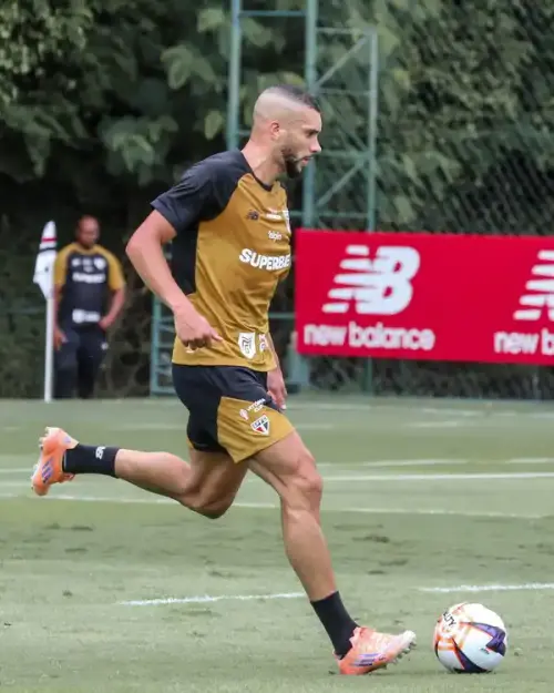 Dória pede reflexão após rescisão com o São Paulo