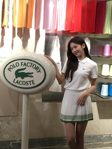  yujin an 72f44bf02208450e897e430f7efb7281.jpg
