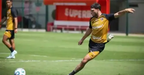São Paulo tenta renovar contrato com ídolo, mas enfrenta dificuldades