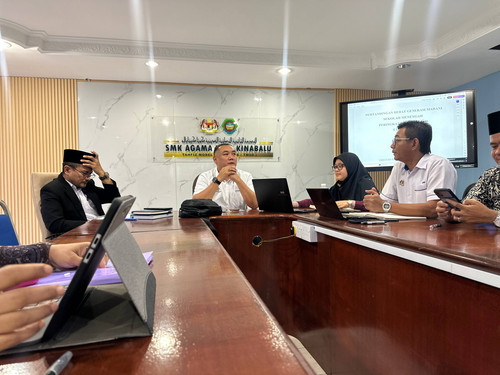 MESYUARAT DEBAT.jpg