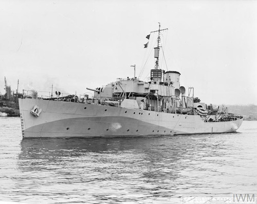 HMS BLUEBELL, BRITISH FLOWER CLASS CORVETTE. JUNE 1942, TYNE DOCK. (A 28377) Copyright:  IWM. Origin.jpg