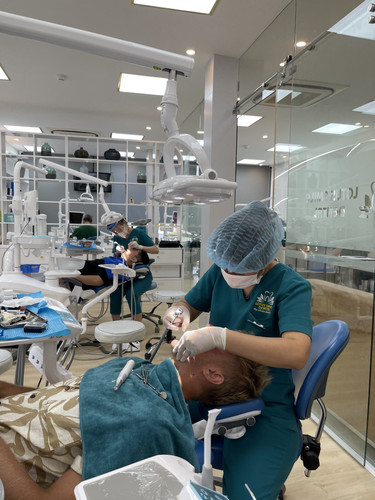 dental linic da nang.jpg
