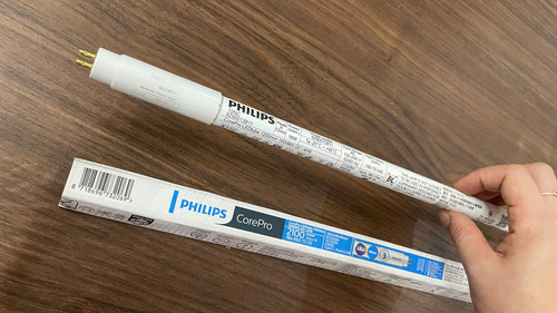 bong den ledtube philips corepro ledtube 1200mm 16w 865 g5 i apr t5 2100lm 6500k 30.000h (8).jpg