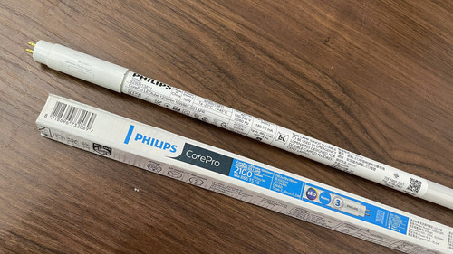 bong den ledtube philips corepro ledtube 1200mm 16w 865 g5 i apr t5 2100lm 6500k 30.000h (5).jpg