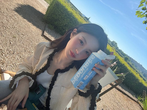 goyounjung 08f6fe66857b4664946795964eefe1c2.jpg