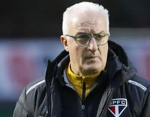 Dorival é obrigado a recorrer à base em meio à crise no elenco