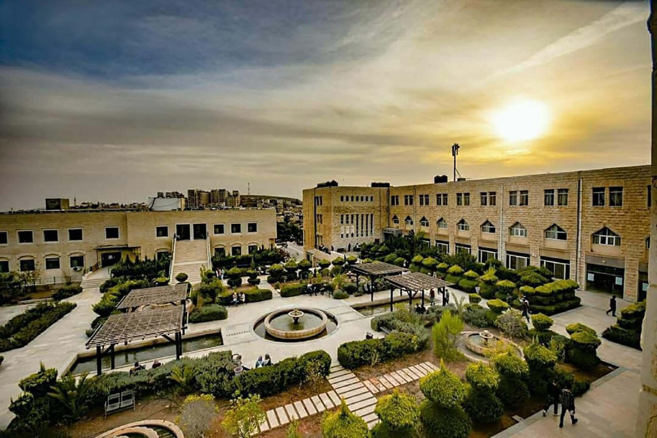 جامعة القدس تحقق إنجازًا أكاديميًا جديدًا بحصول طلبتها على 19 منحة ماجستير من أصل 22 منحة ضمن برنامج "In-Country Program" الممول من الهيئة الألمانية ل...