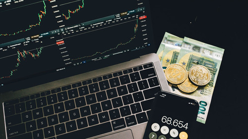 Straddleco Building the Future of Intelligent Investing.jpg