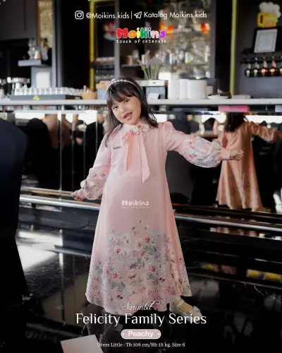 DRESS LITTLE PEACHY.webp